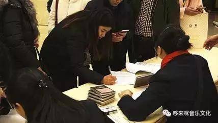 【报道】读谱与琴谱版本的选择|j9集团艺术家鲍释贤安阳大师班活动圆满结束！